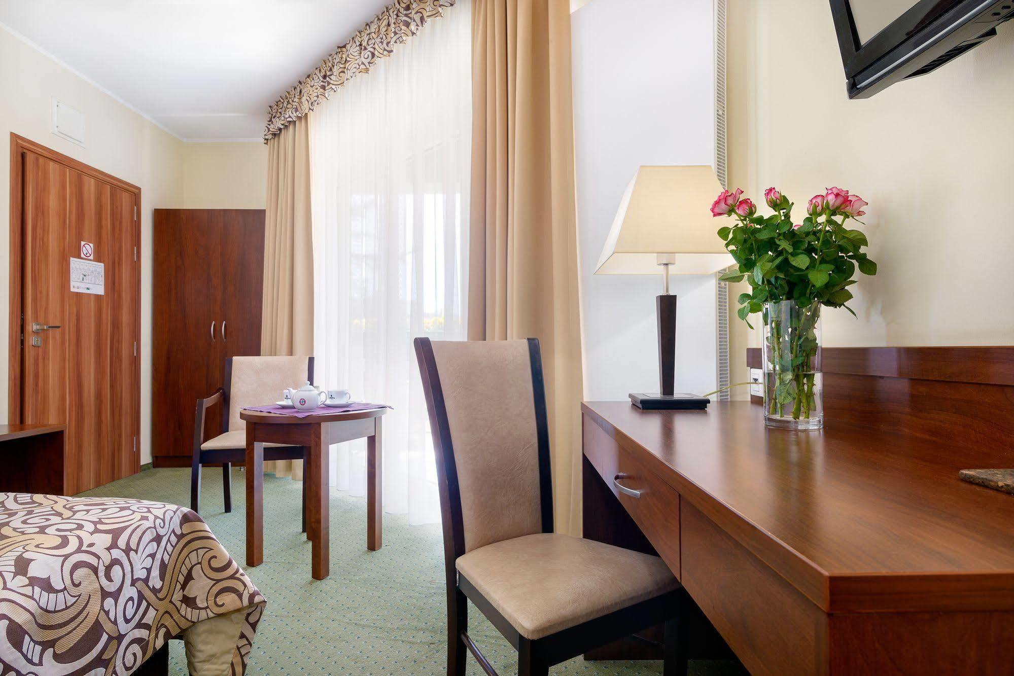 Hotel Zielony Poznań Kültér fotó